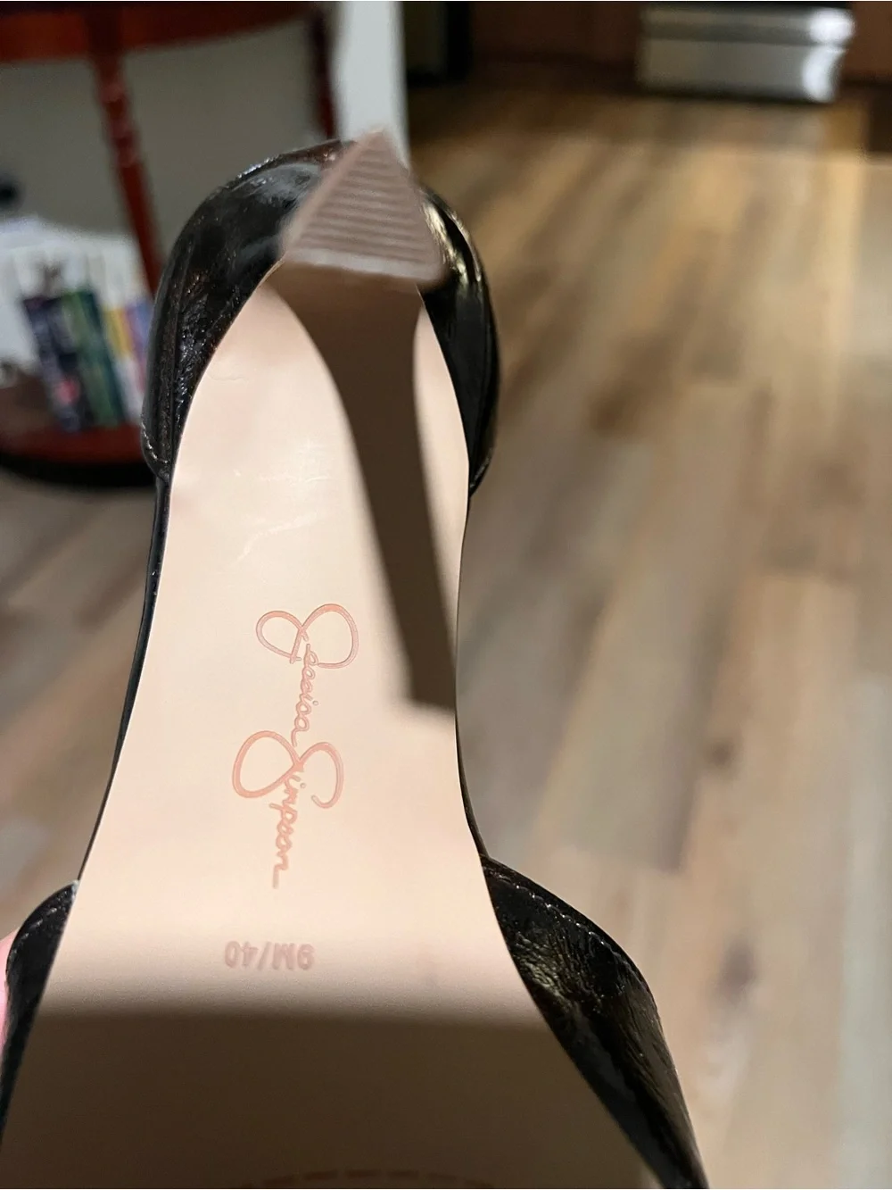 NWT - Jessica Simpson - Willna Pump in Chocolate Bronze